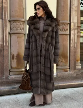Шуба норковая в цвете мокко с капюшоном куница - фото 3