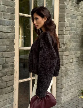 Укороченная шуба из овчины калган - фото 7