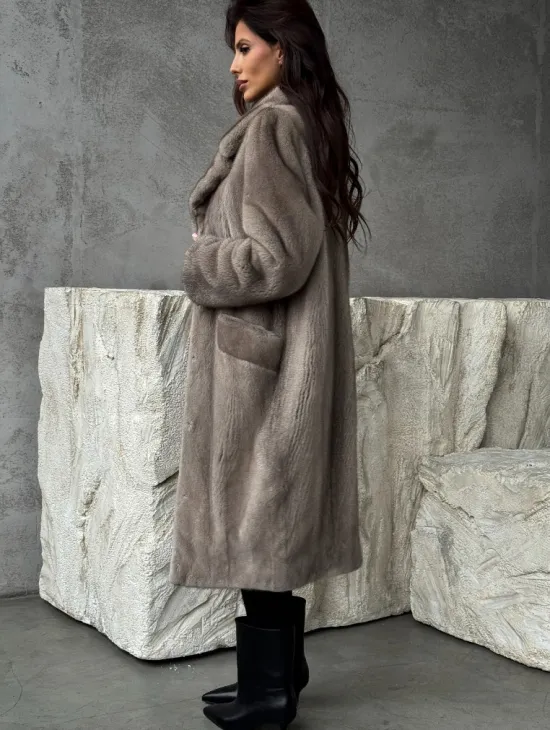 Норковая шуба в сером цвете 