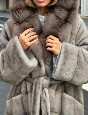 Шуба норковая женская с капюшоном куница - фото 1