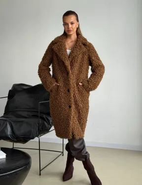 Коричневая двухсторонняя дубленка из экомеха - фото 11
