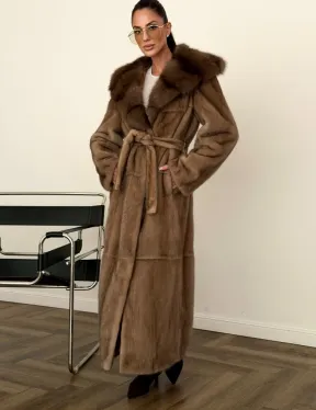 Длинная норковая шуба с капюшоном куница - фото 2