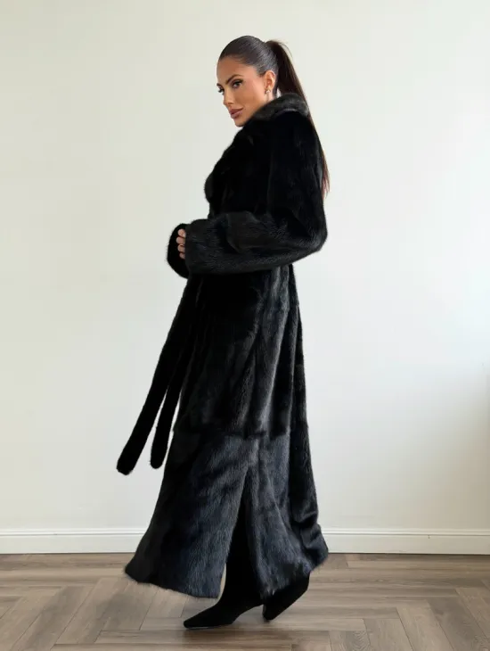 Черная шуба из меха норки - классический стиль - фото 0
