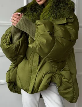 Женский стеганный пуховик с воротником чернобурки - фото 4