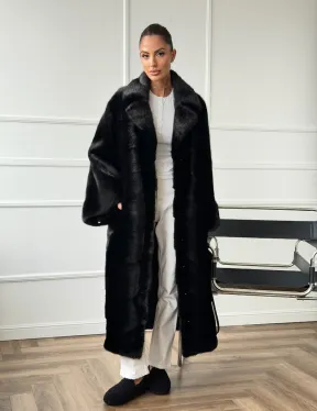 Черное меховое норковое пальто в стиле 