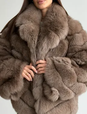 Шуба из меха финского песца - фото 1