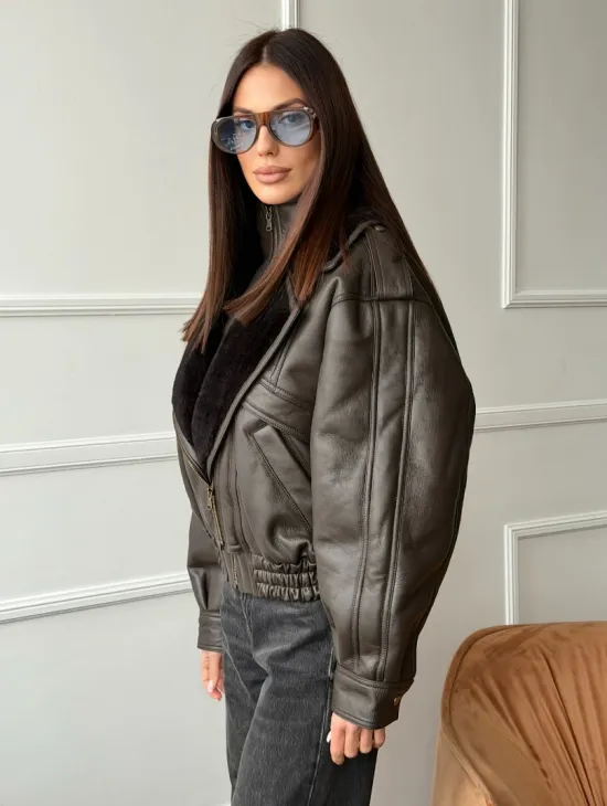 Стильная куртка - дубленка из овчины - фото 7