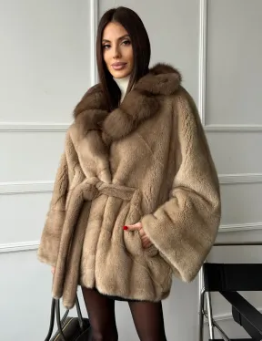 Pastel шуба летучая мышь - воротник куница - фото 11