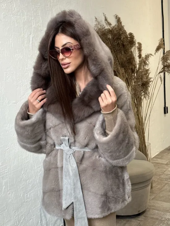 Норковое пончо - шуба с капюшоном из меха куницы - фото 1