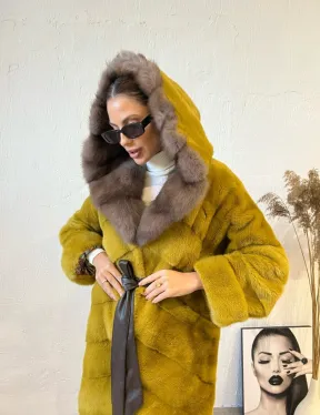 Норковая шуба с капюшоном куница - цвет горчичный - фото 3