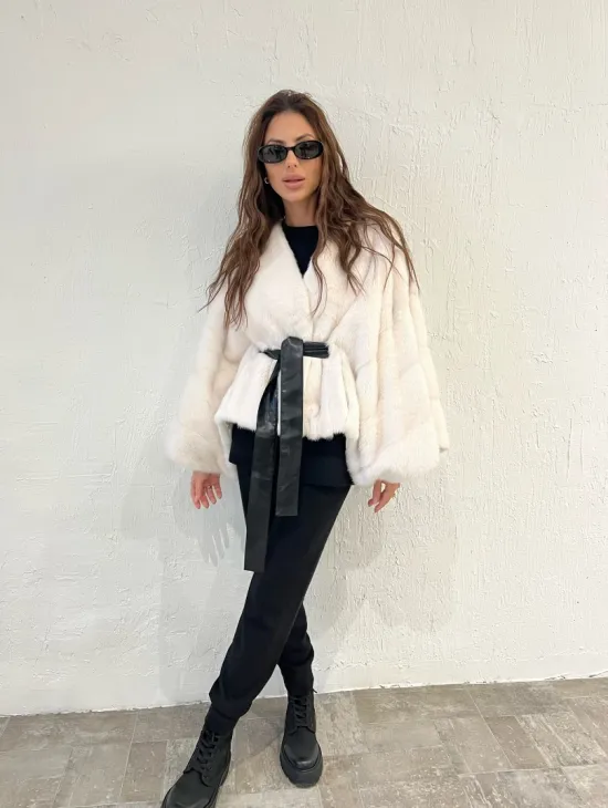 Белое болеро (жакет) из меха норки - фото 8
