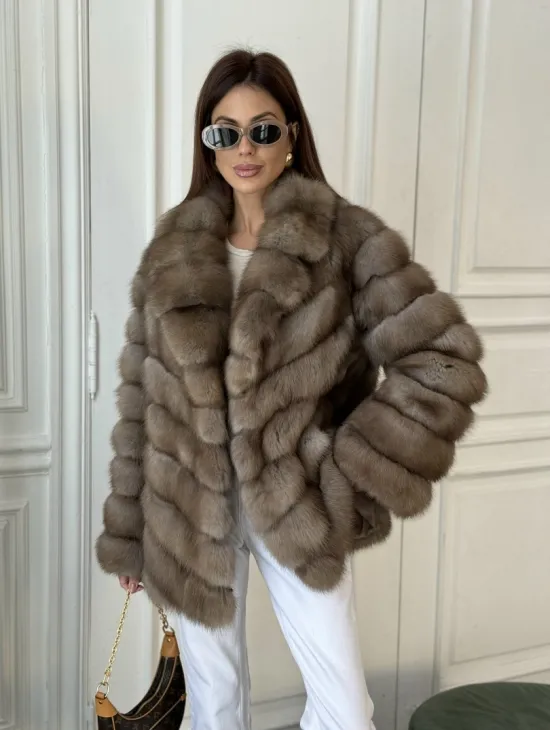 Шуба из куницы воротник английский - фото 1