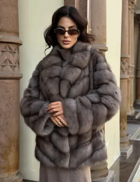 Элегантная шуба из меха куницы - серый трюфель - фото 7