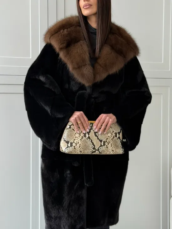 Норковая шуба фасон баллон с капюшоном куница - фото 5