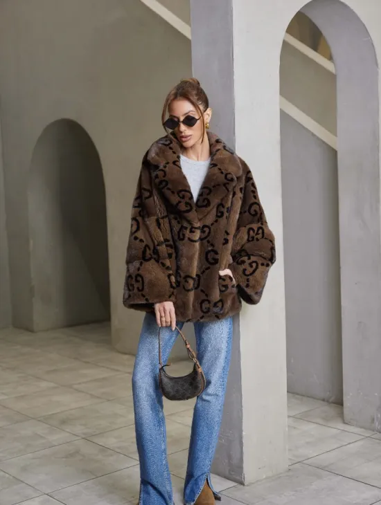 Жакет норковый роспуск английский воротник, принт - фото 3