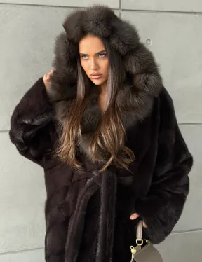 Шуба норковая с капюшоном из меха куницы - цвет уголь - фото 8