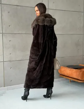 Шуба норковая с капюшоном из меха куницы - цвет уголь - фото 9