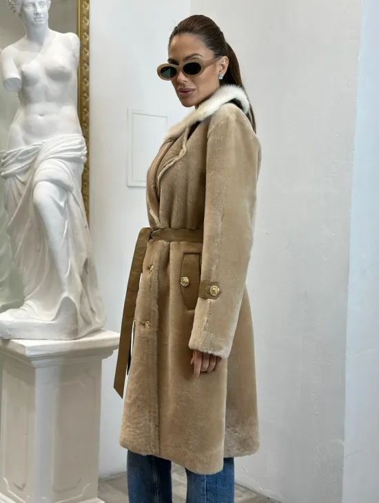 Дубленка из овчины с белым мехом норки - цвет бежевый - фото 1