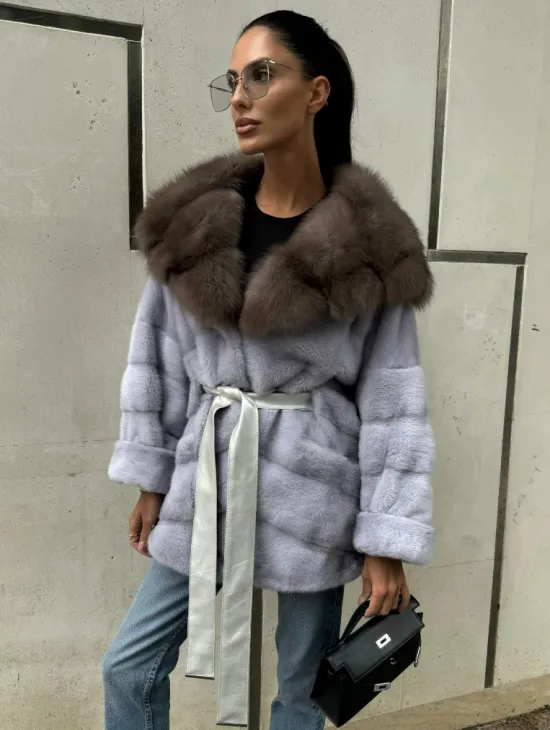 Шуба норковая с капюшоном из меха куницы - цвет голубой - фото 11