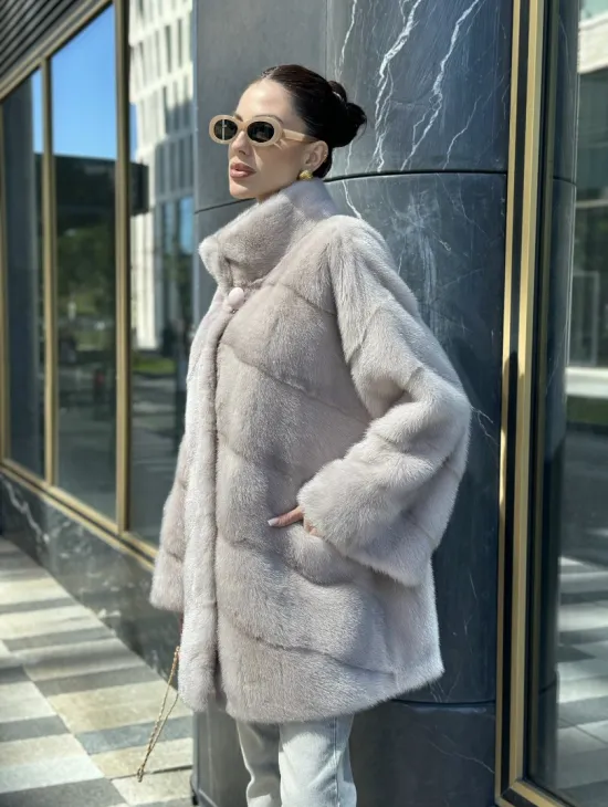 Норковая шуба в цвете нюд - фото 5