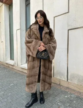 Норковая шуба с английским воротником  - цвет пастель  - стиль 